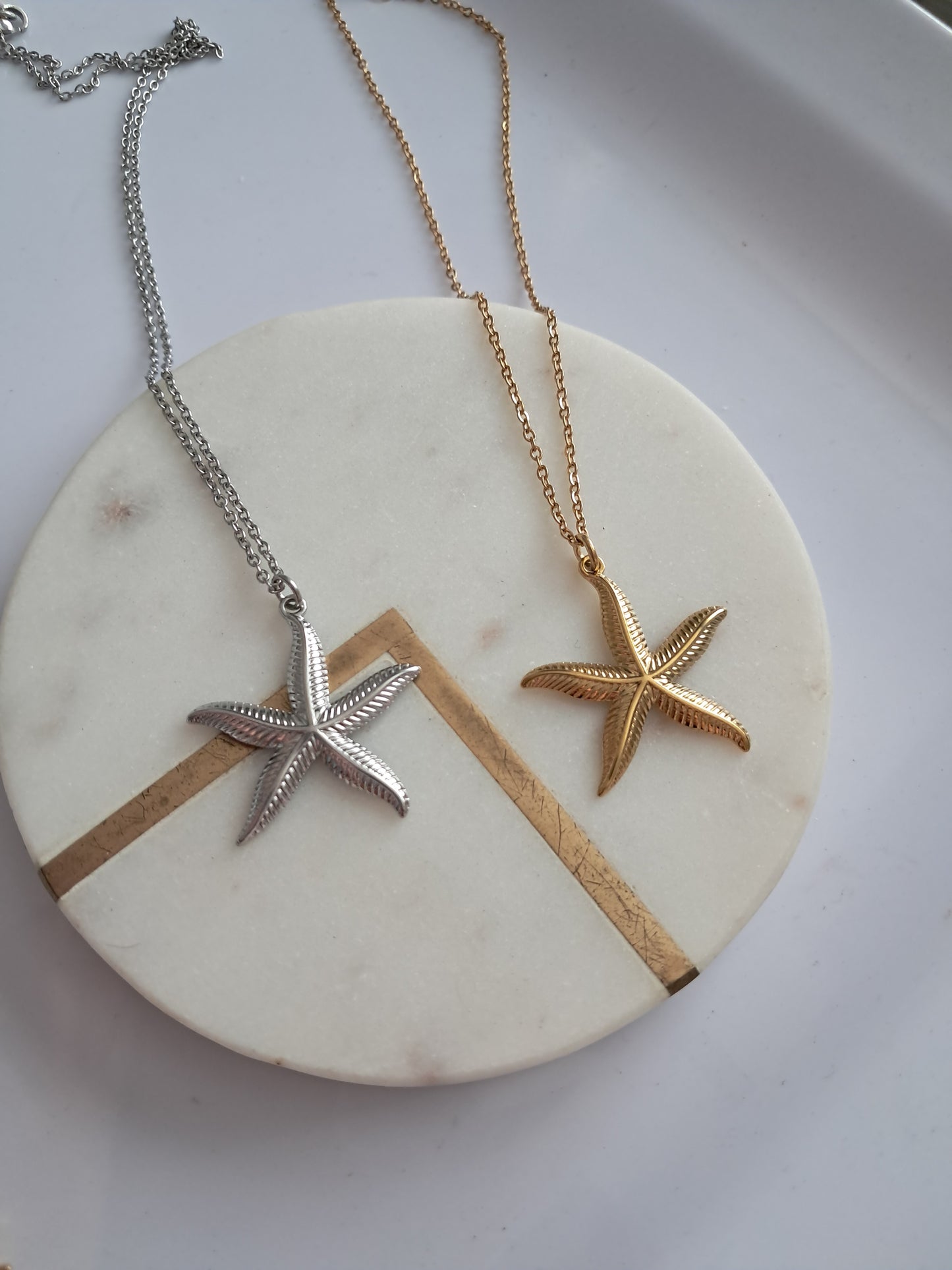 Estrella de mar necklaces