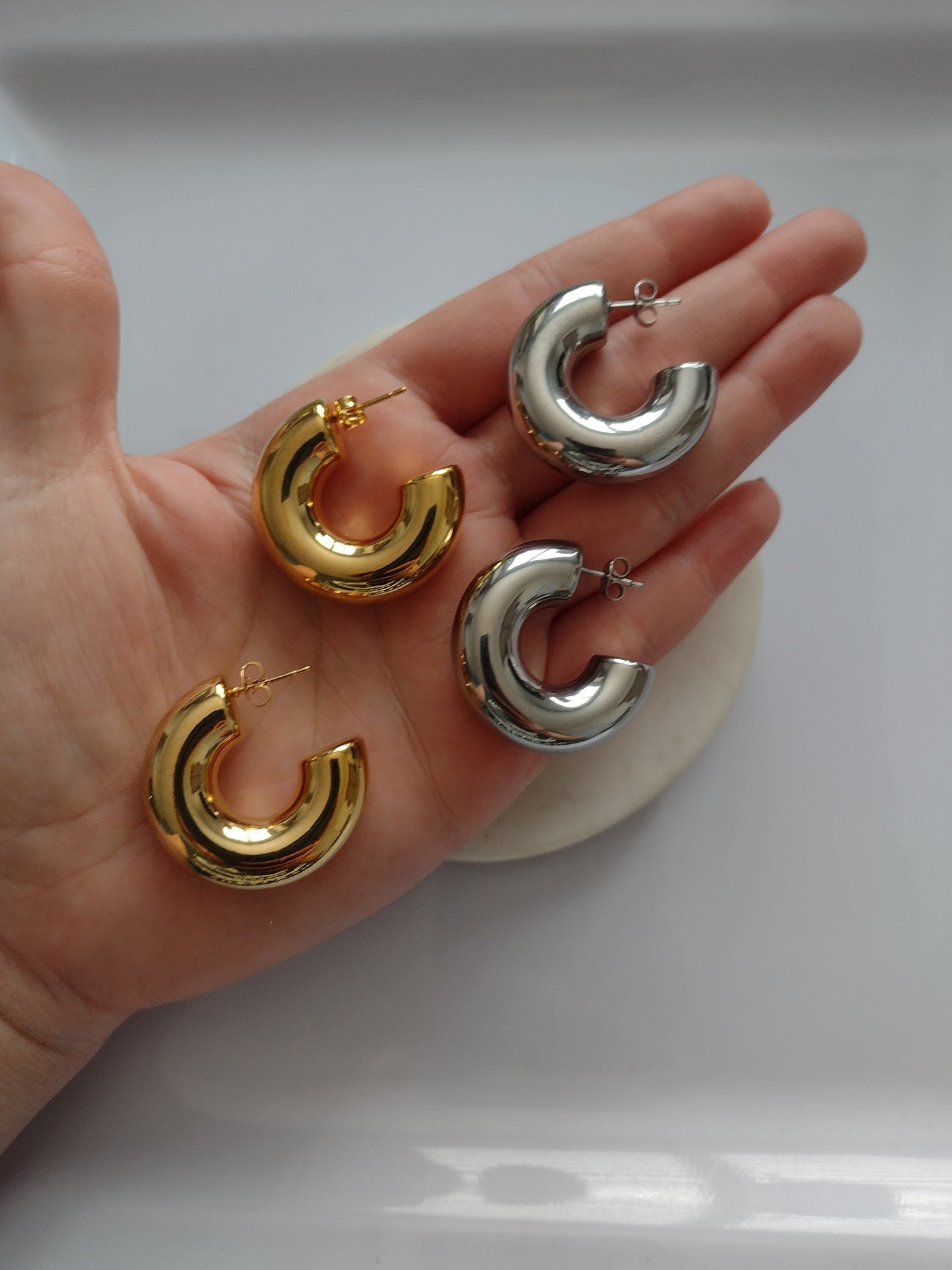 Chunky earrings