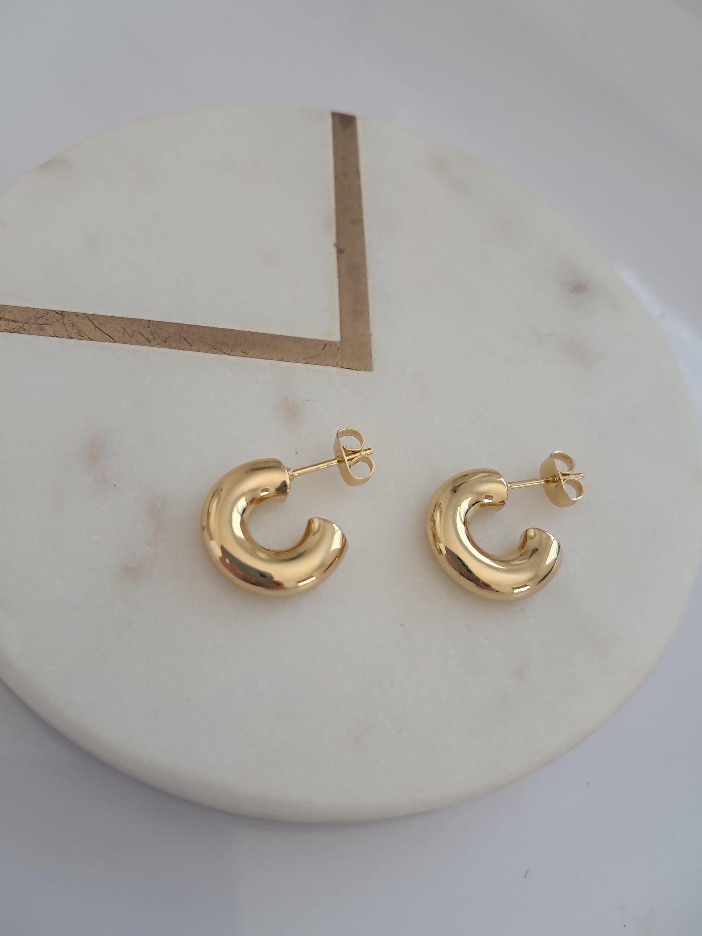 Mini chunky earrings