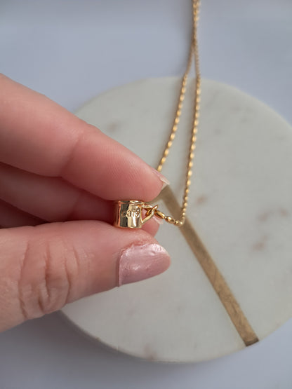 Café necklaces