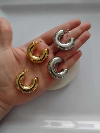 Chunky earrings