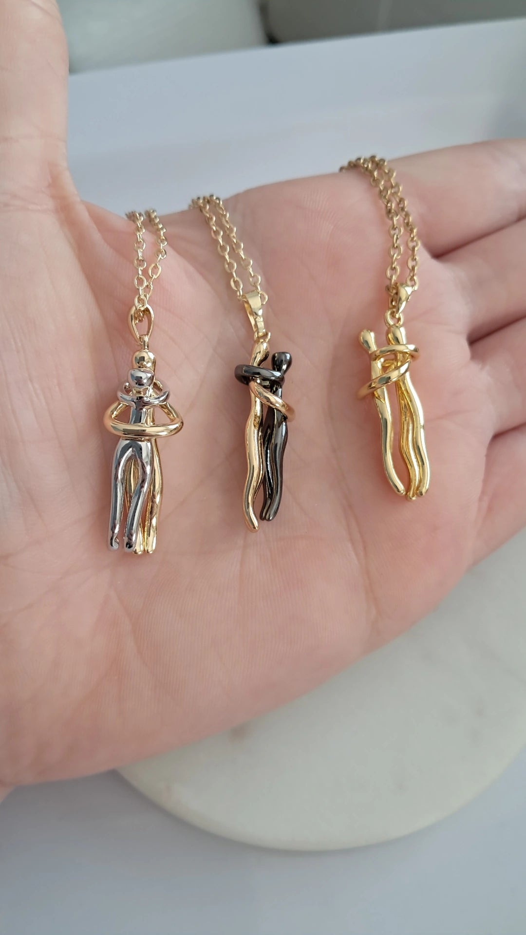 Hugs necklaces