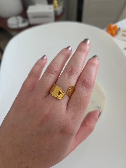 Gold rings