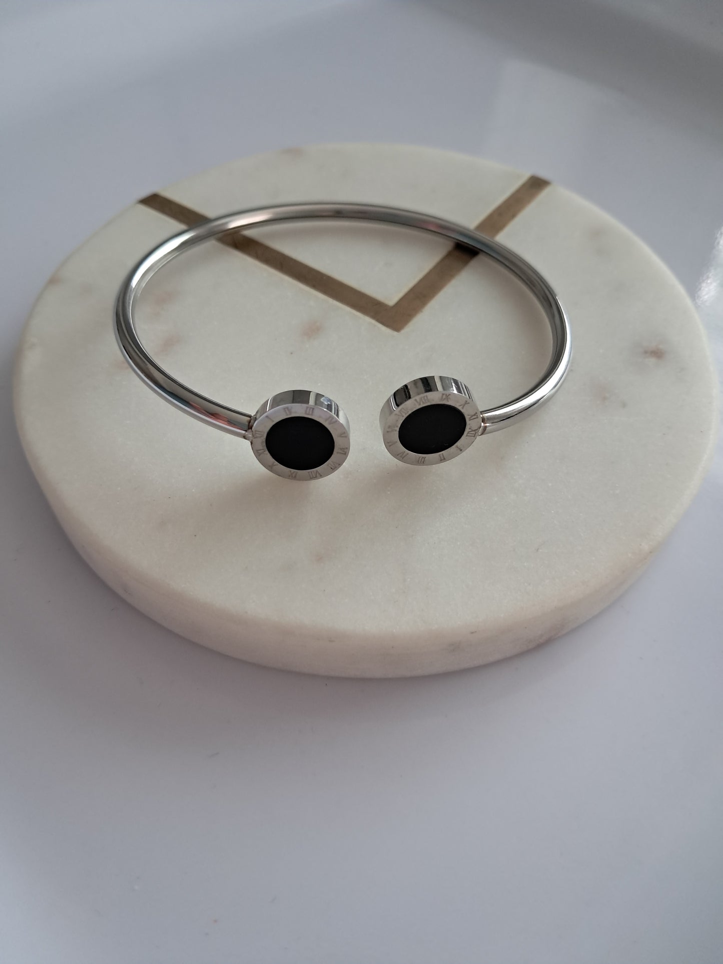 Clock bangle