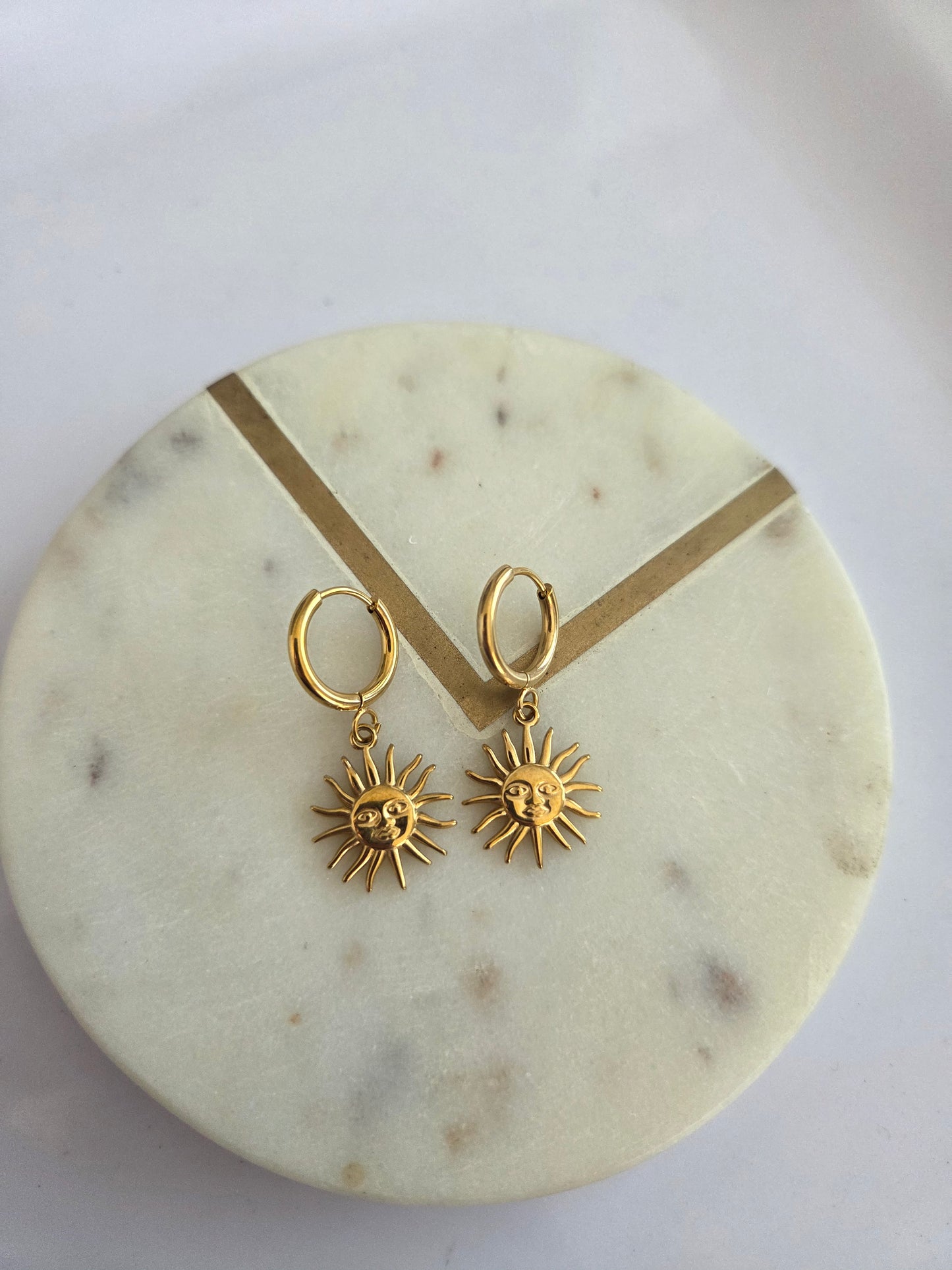 Mini sol earrings