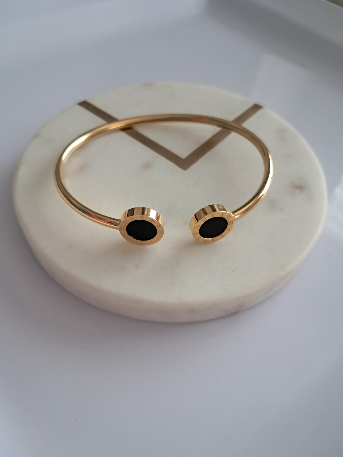 Clock bangle