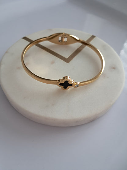 Trebol bangle