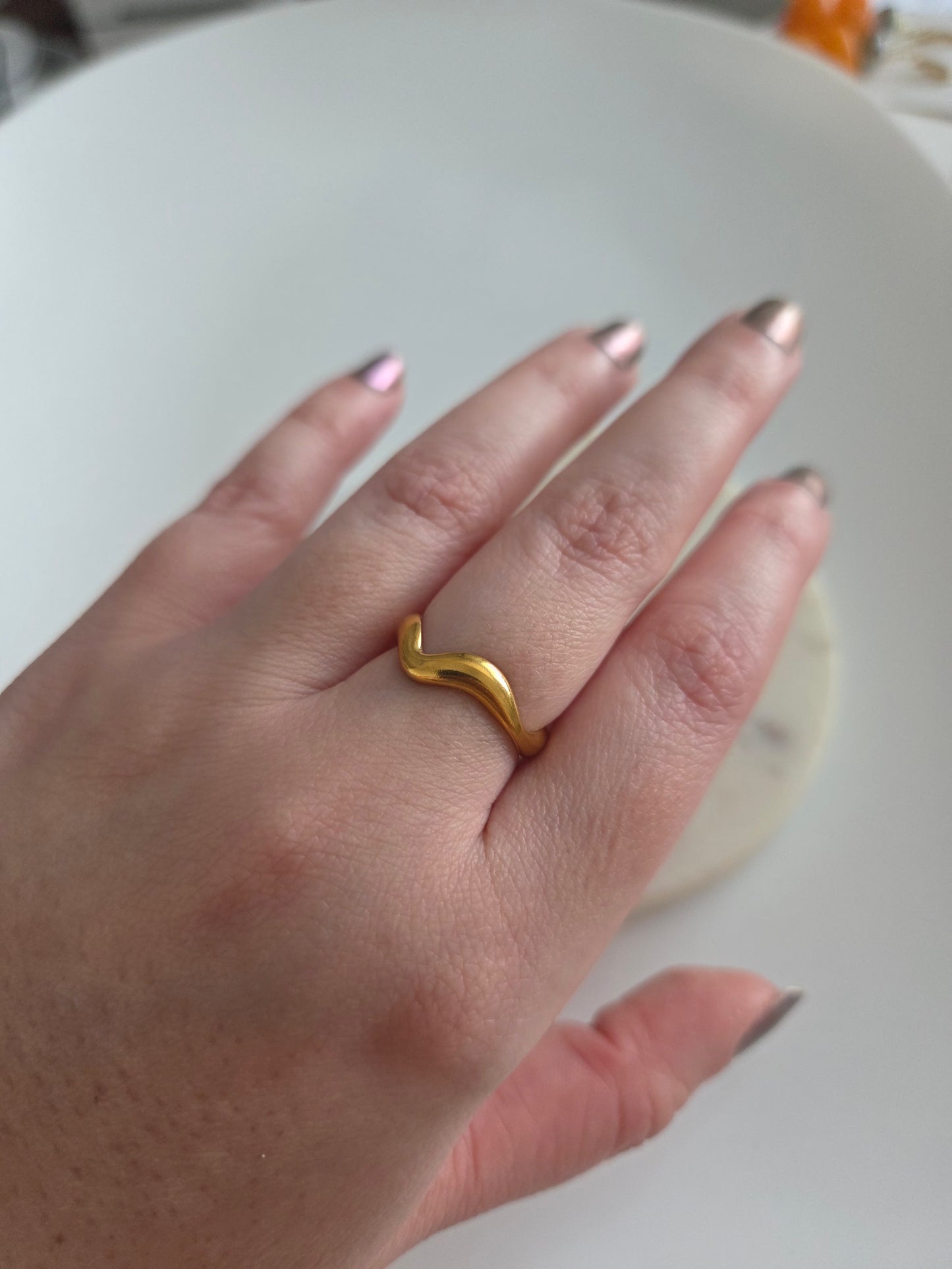 Basic gold ring