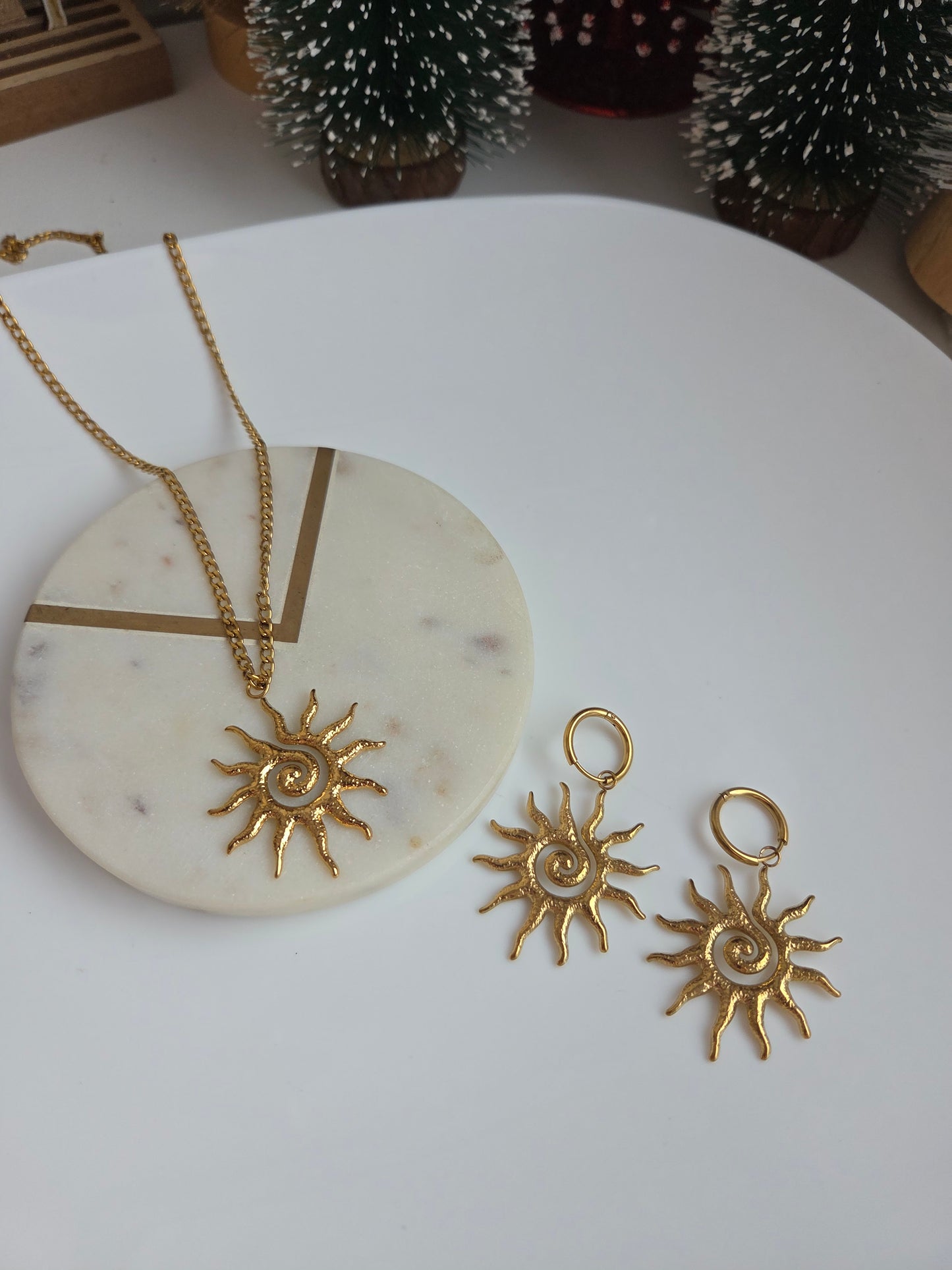 Set de collar y pantallas / Set de collar y pulsera